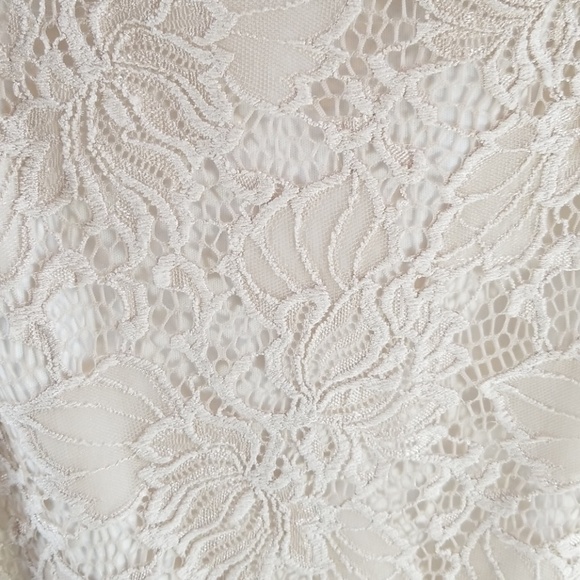 Lace Sheath Evening Gown - Picture 4 of 5